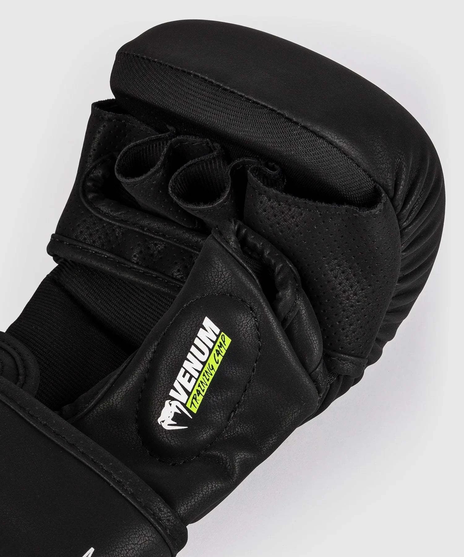 Gants de MMA Sparring Venum Training Camp | Boutique des Arts Martiaux