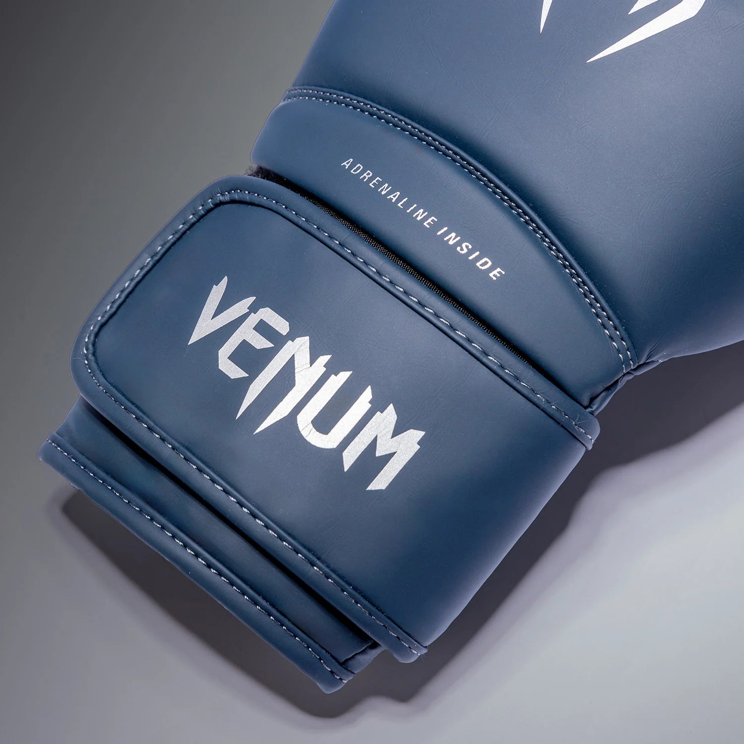 Gants de boxe VENUM Contender 1.5 - Bleu Nuit / Argent