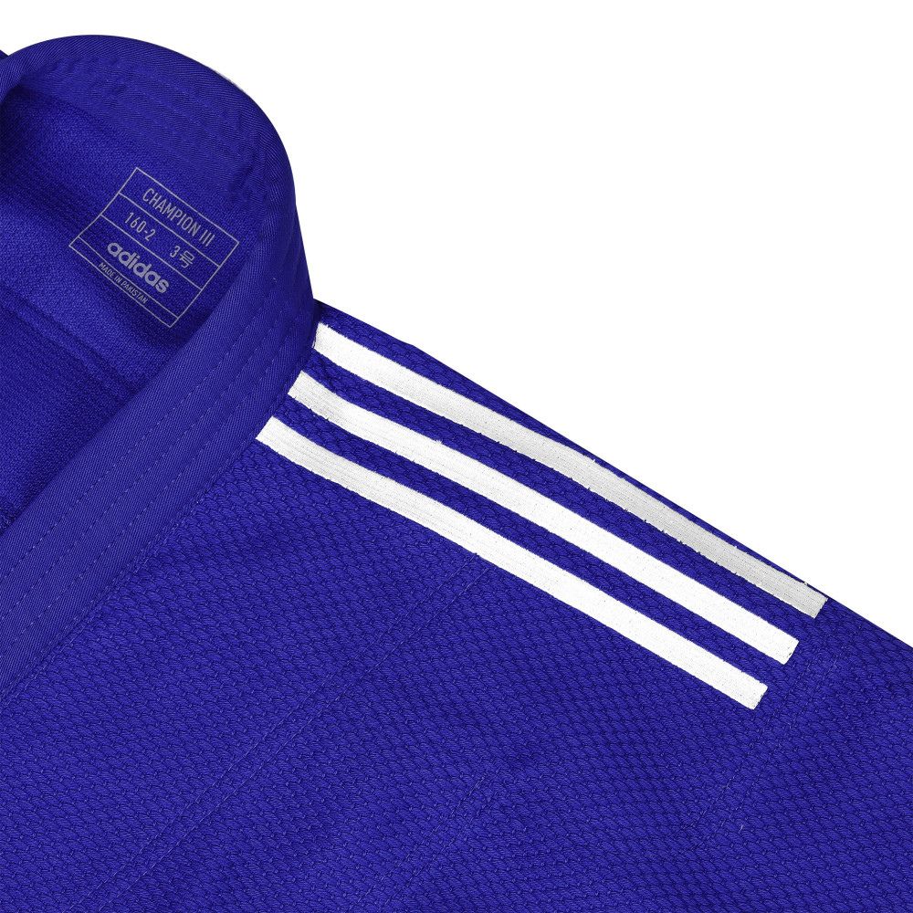 Kimono de Judo Adidas Champion III IJF - Bleu - Détail Logo