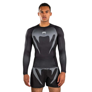 Rashguard Venum No-Gi manches longues noir et gris argenté, vue de face