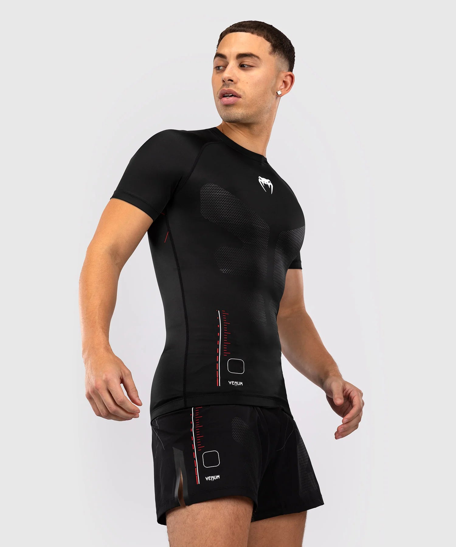 Rashguard Tactical XT Venum – Noir/Rouge Feu | Performance et Style