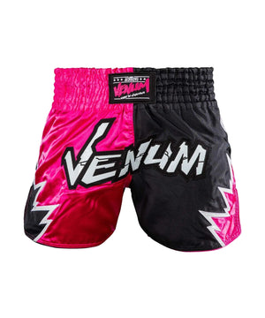 Short de Muay Thai Venum Inferno 2.0 rose et noir, léger et confortable pour entraînement intense