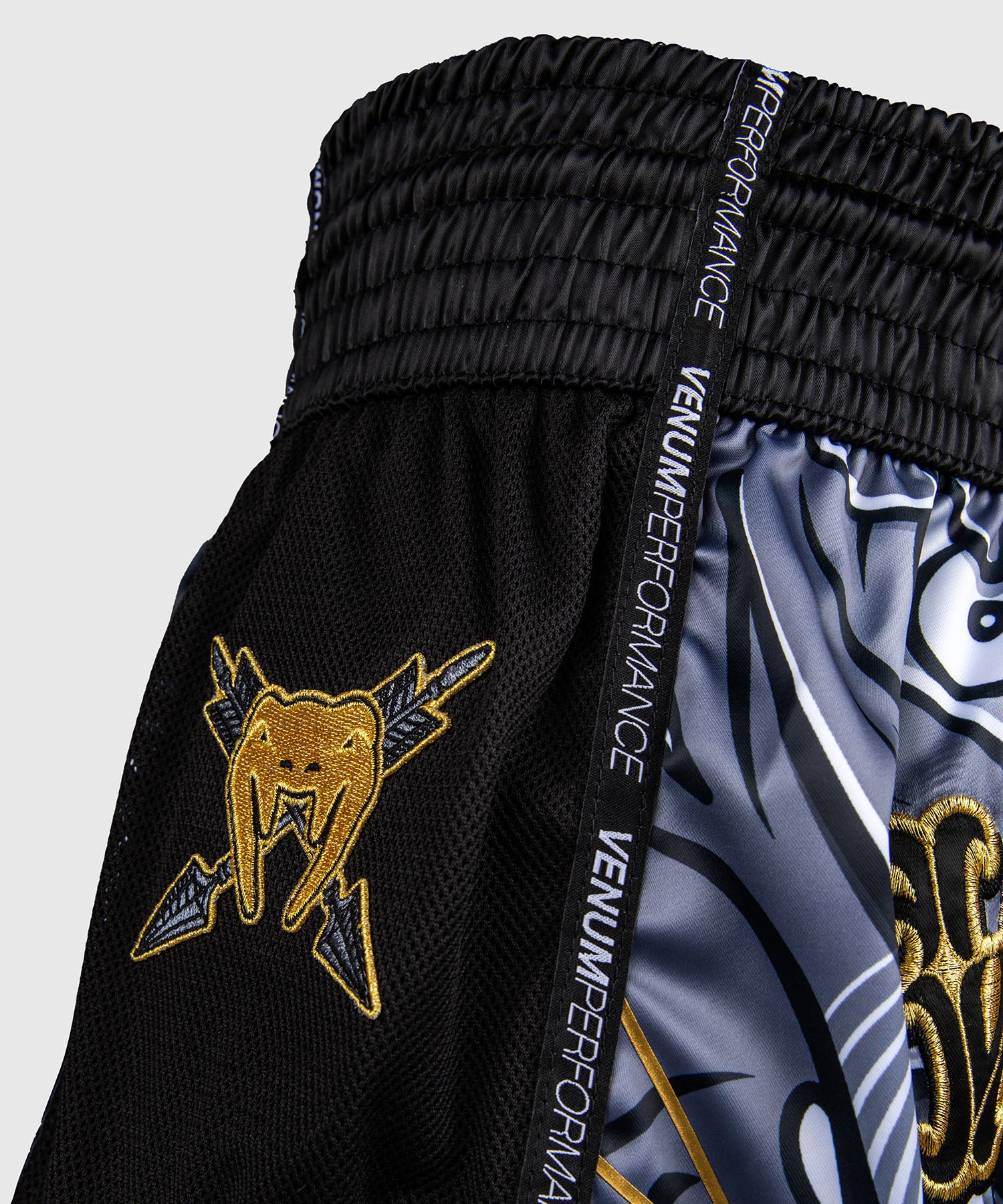 Short de Muay Thaï Venum Wolf Atak - Noir/Gris