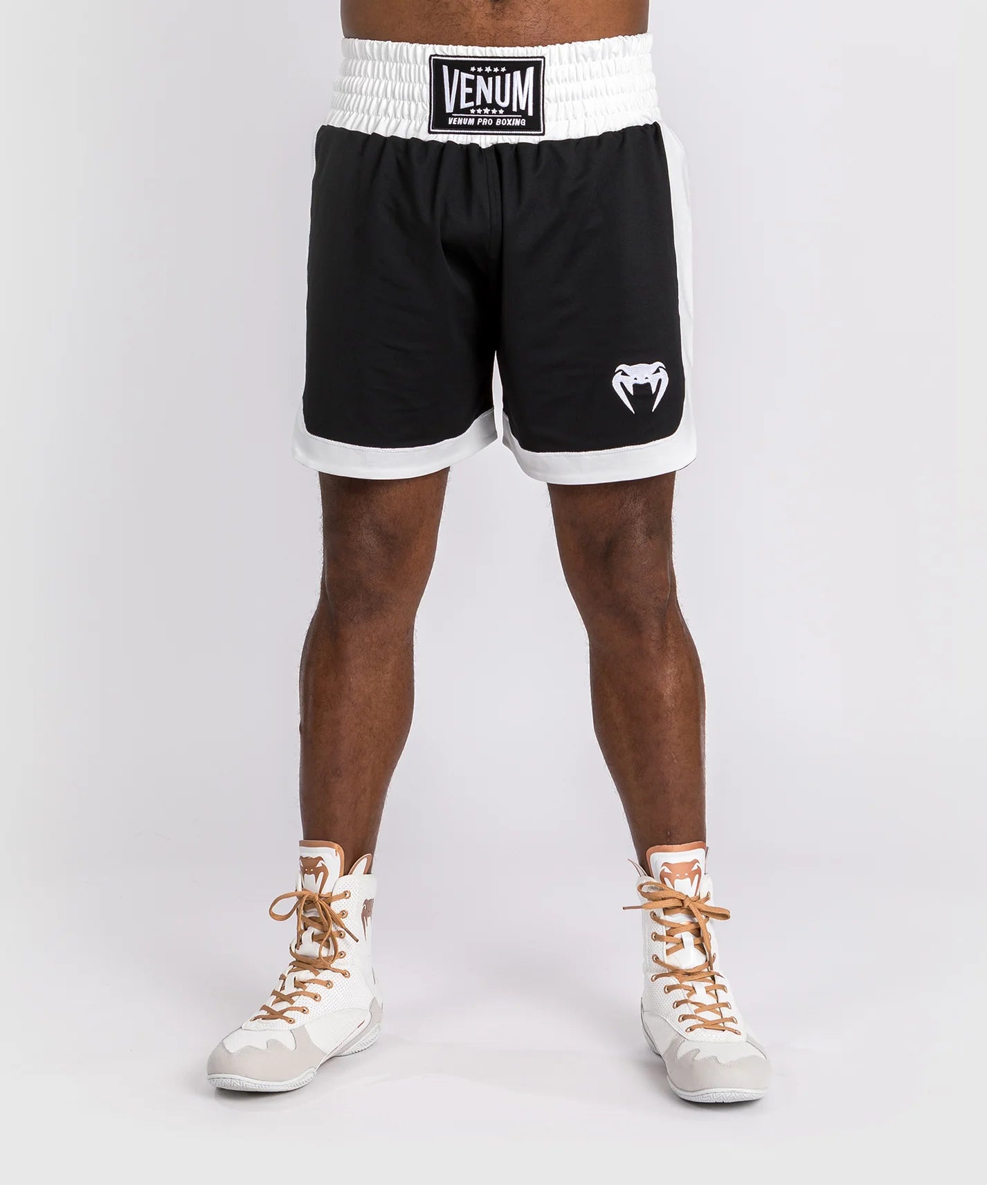 Short de boxe Venum Classic - Noir/Blanc