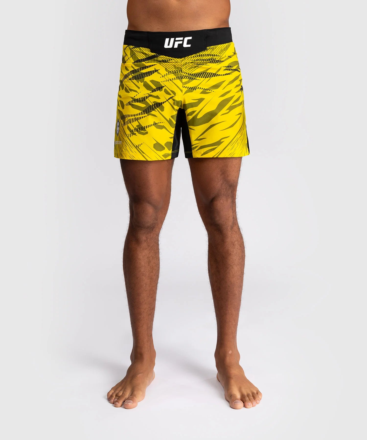 Shorts de Combat UFC Fusion by Venum Authentic Fight Night Jaune