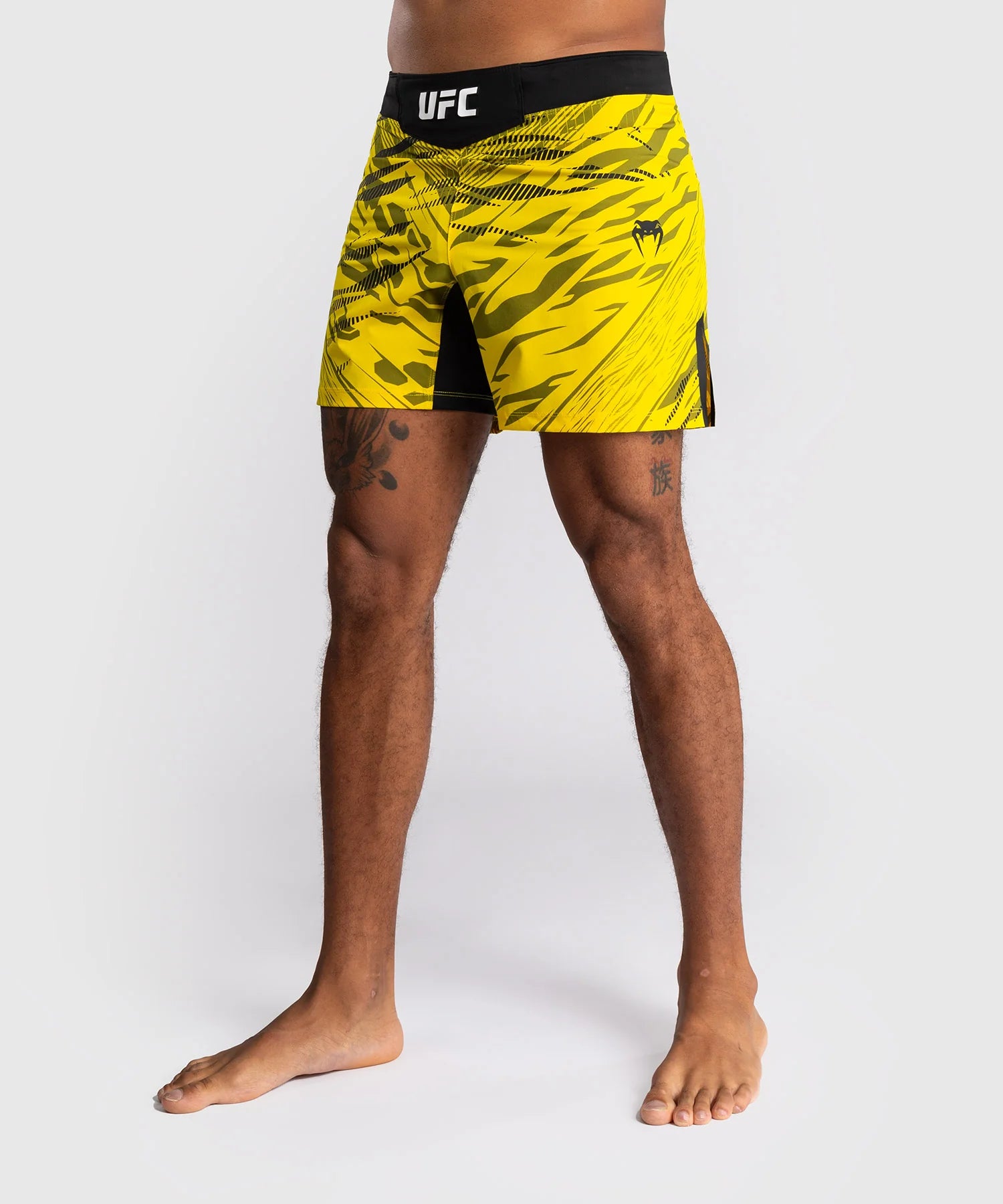 Shorts de Combat UFC Fusion by Venum Authentic Fight Night Jaune