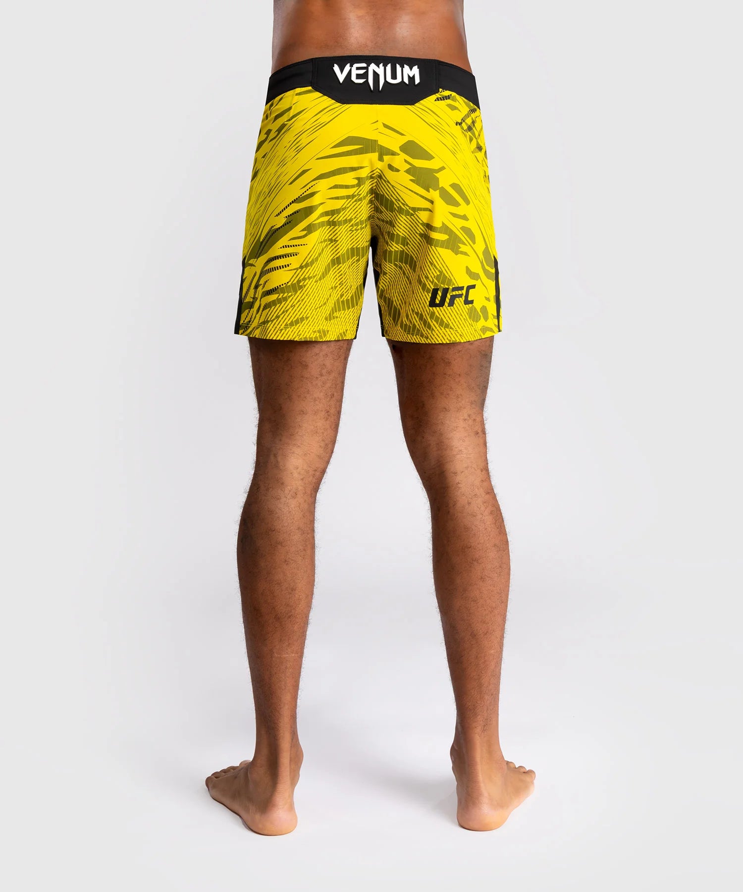 Shorts de Combat UFC Fusion by Venum Authentic Fight Night Jaune