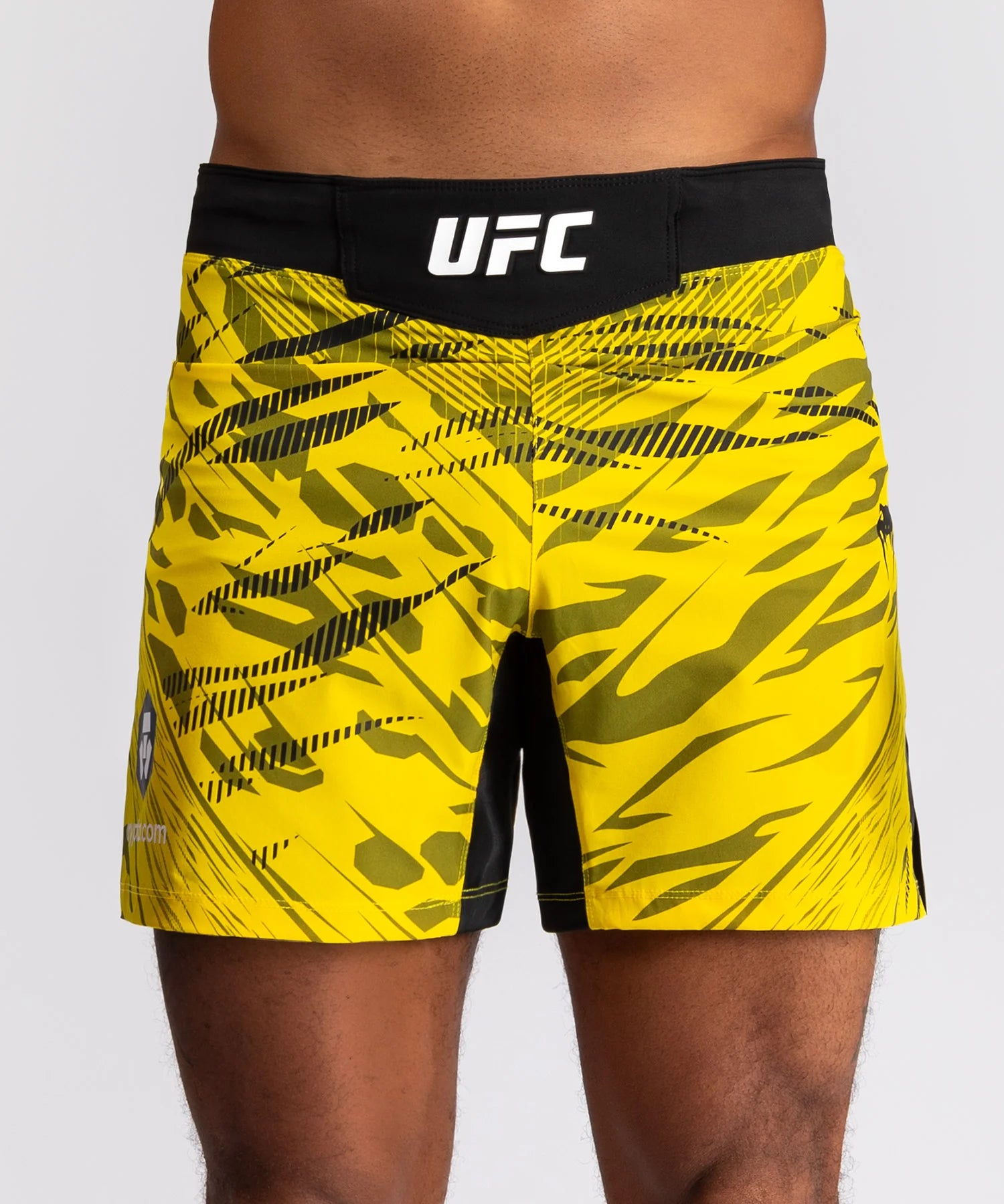 Shorts de Combat UFC Fusion by Venum Authentic Fight Night Jaune