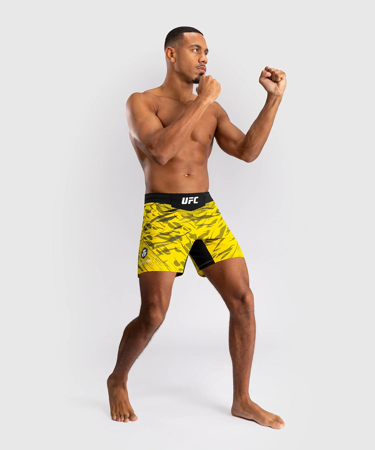 Shorts de Combat UFC Fusion by Venum Authentic Fight Night Jaune