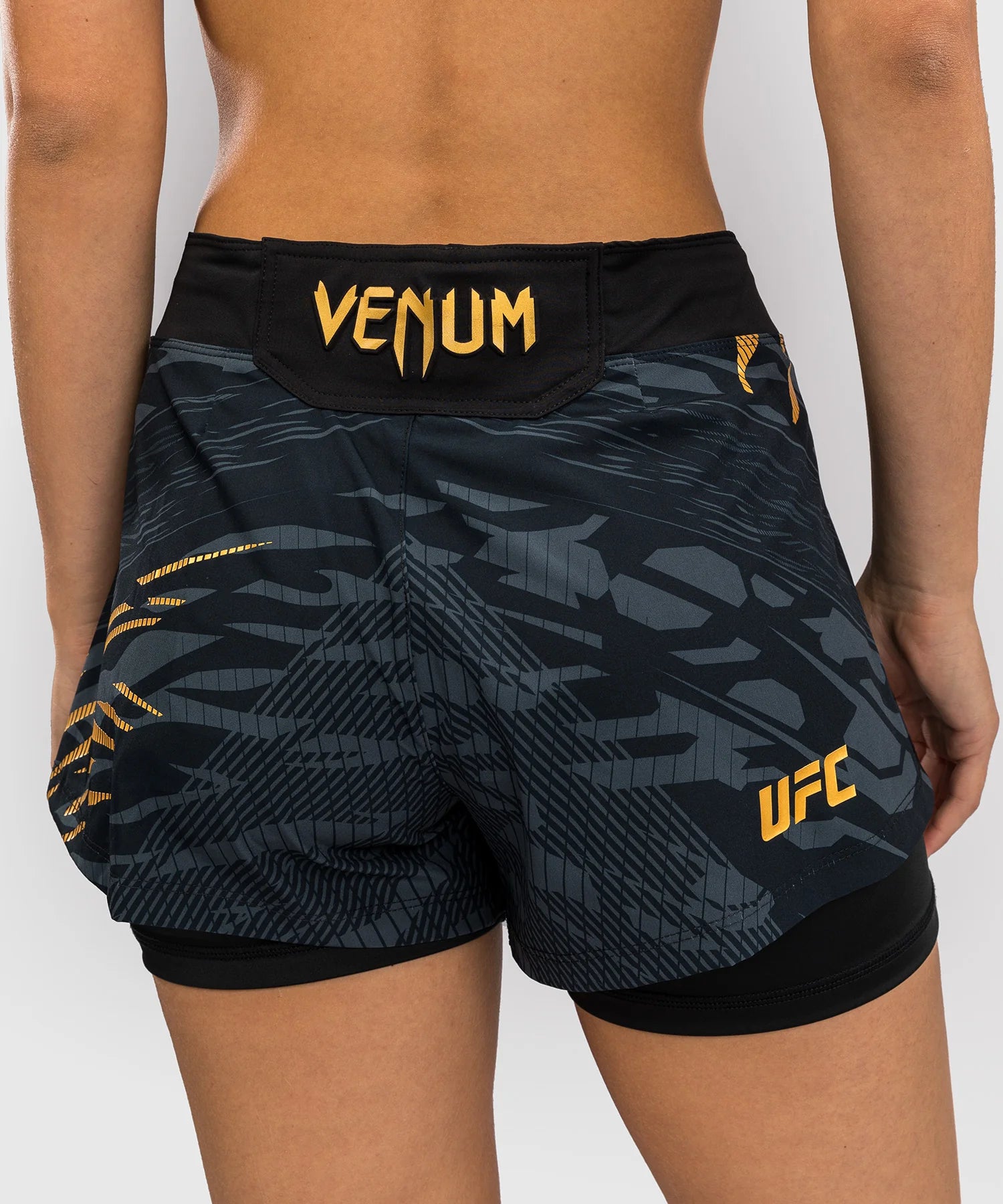 Shorts de Combat pour Femmes UFC Fusion by Venum Authentic Fight Night - Champion Noir/or