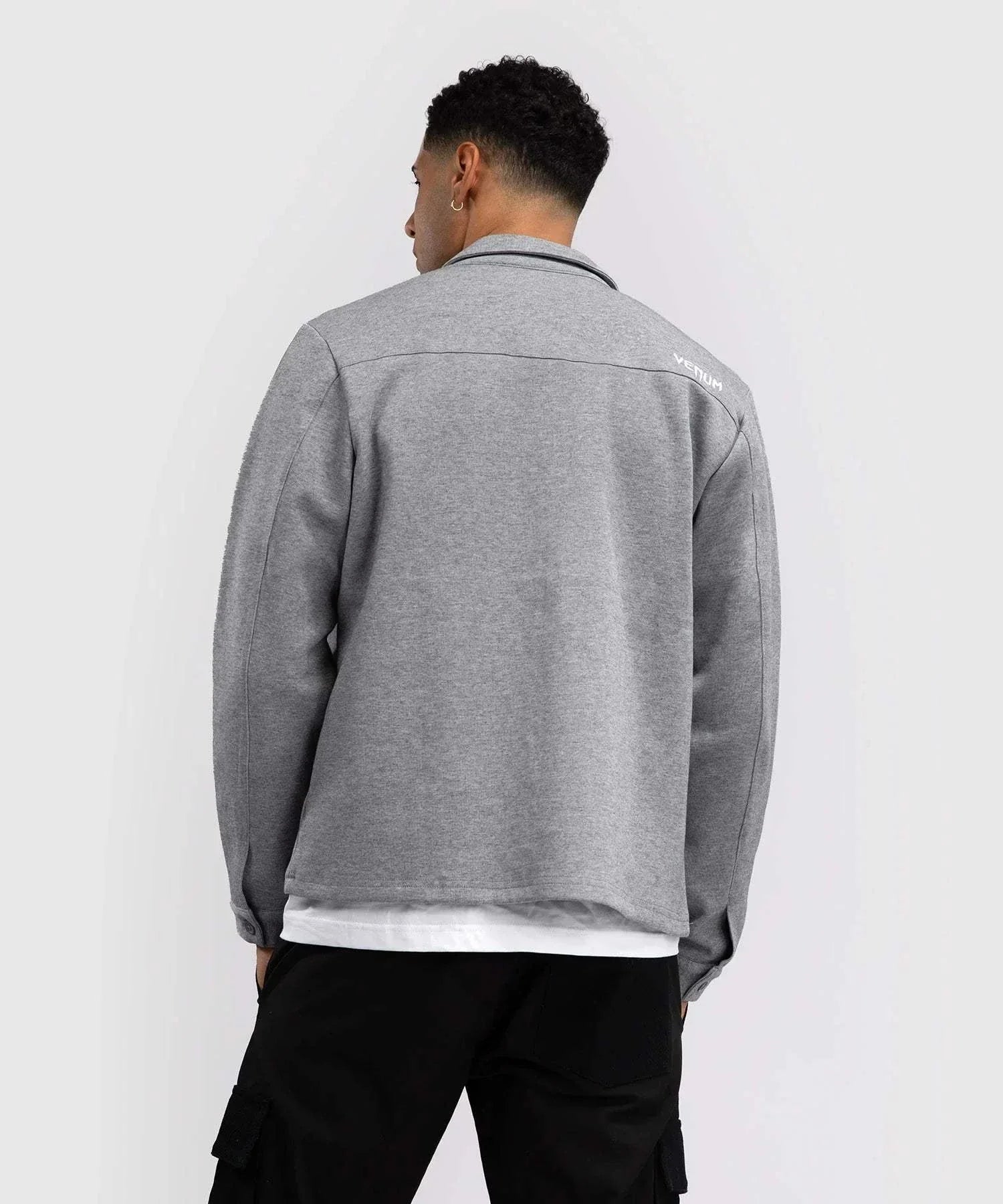 Venum City Core Jacket Cloud Grey – Élégance et Confort Sportif