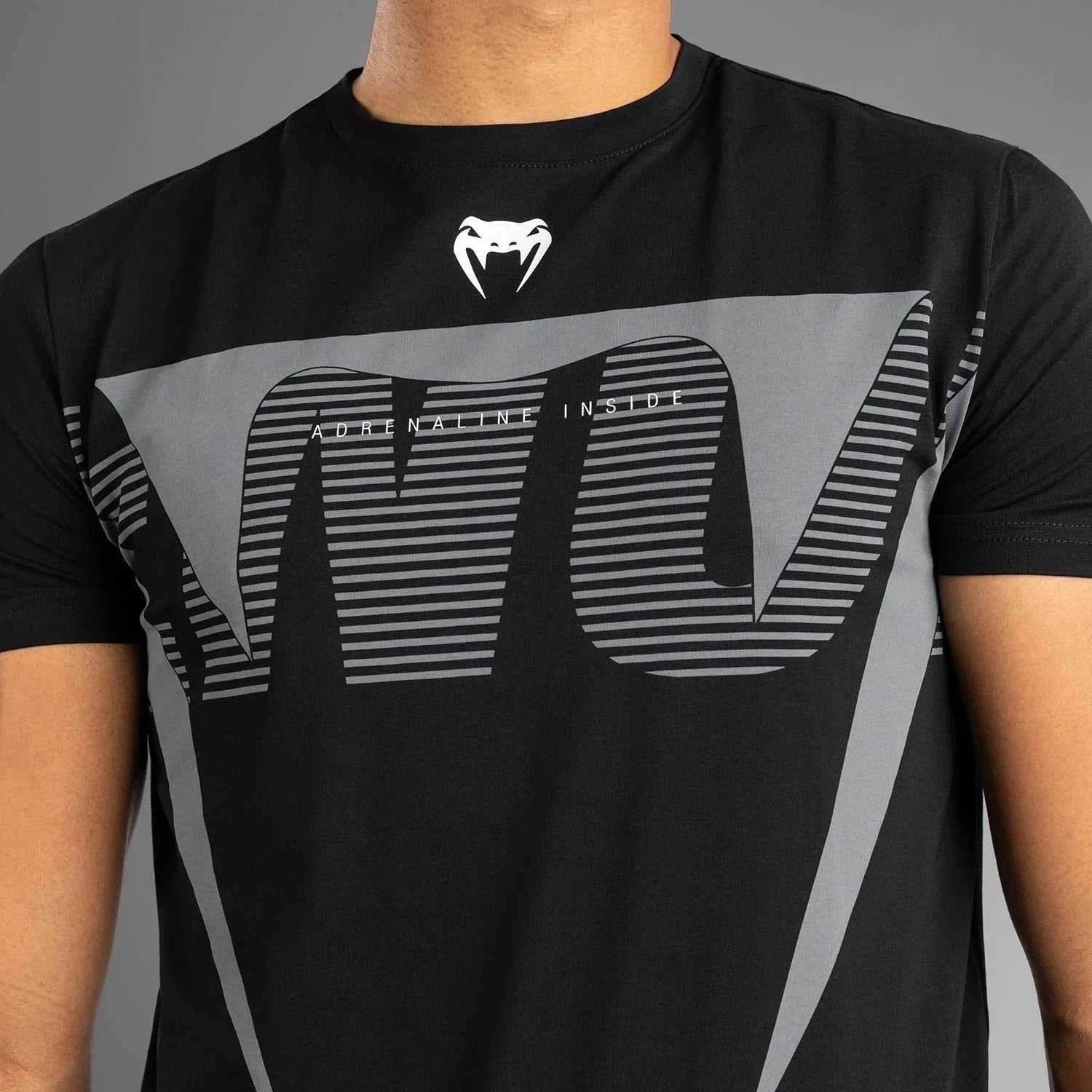 T-shirt Venum Adrenaline noir argent gris pour entraînement sportif et MMA