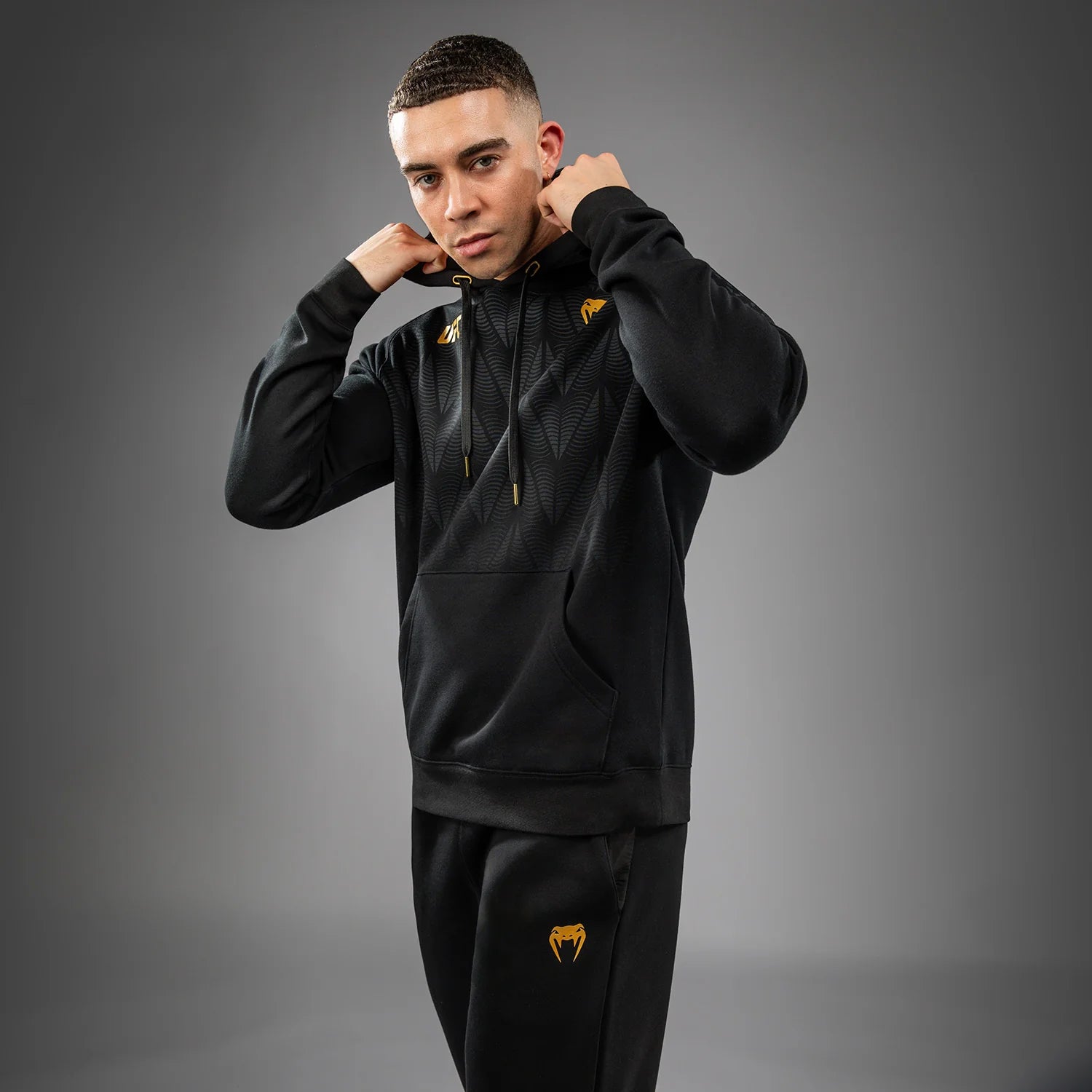 Hoodie Venum UFC Zenith Replica – Noir/Or