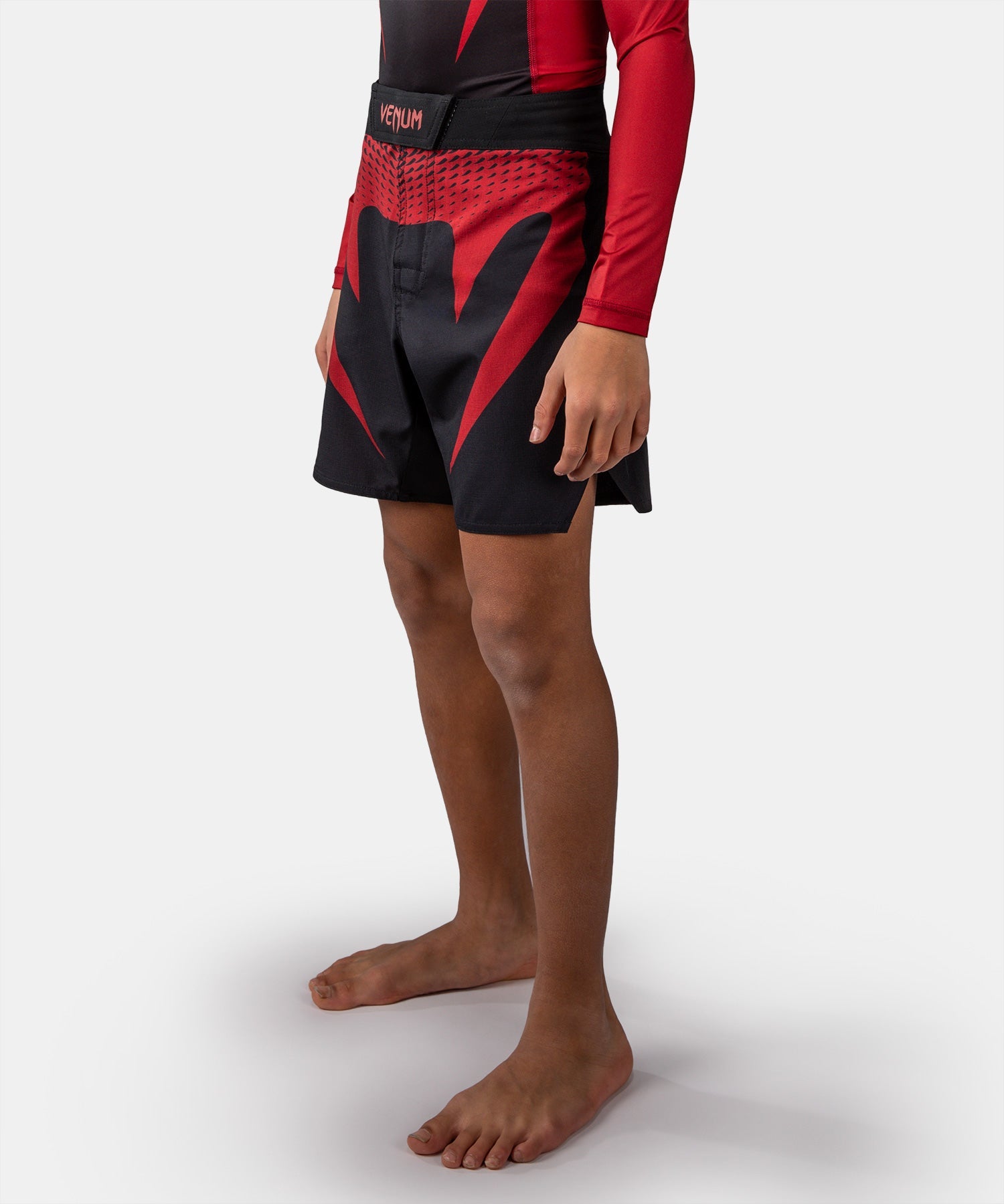 Fightshort Venum Attack Kids Noir/Rouge vue de détail