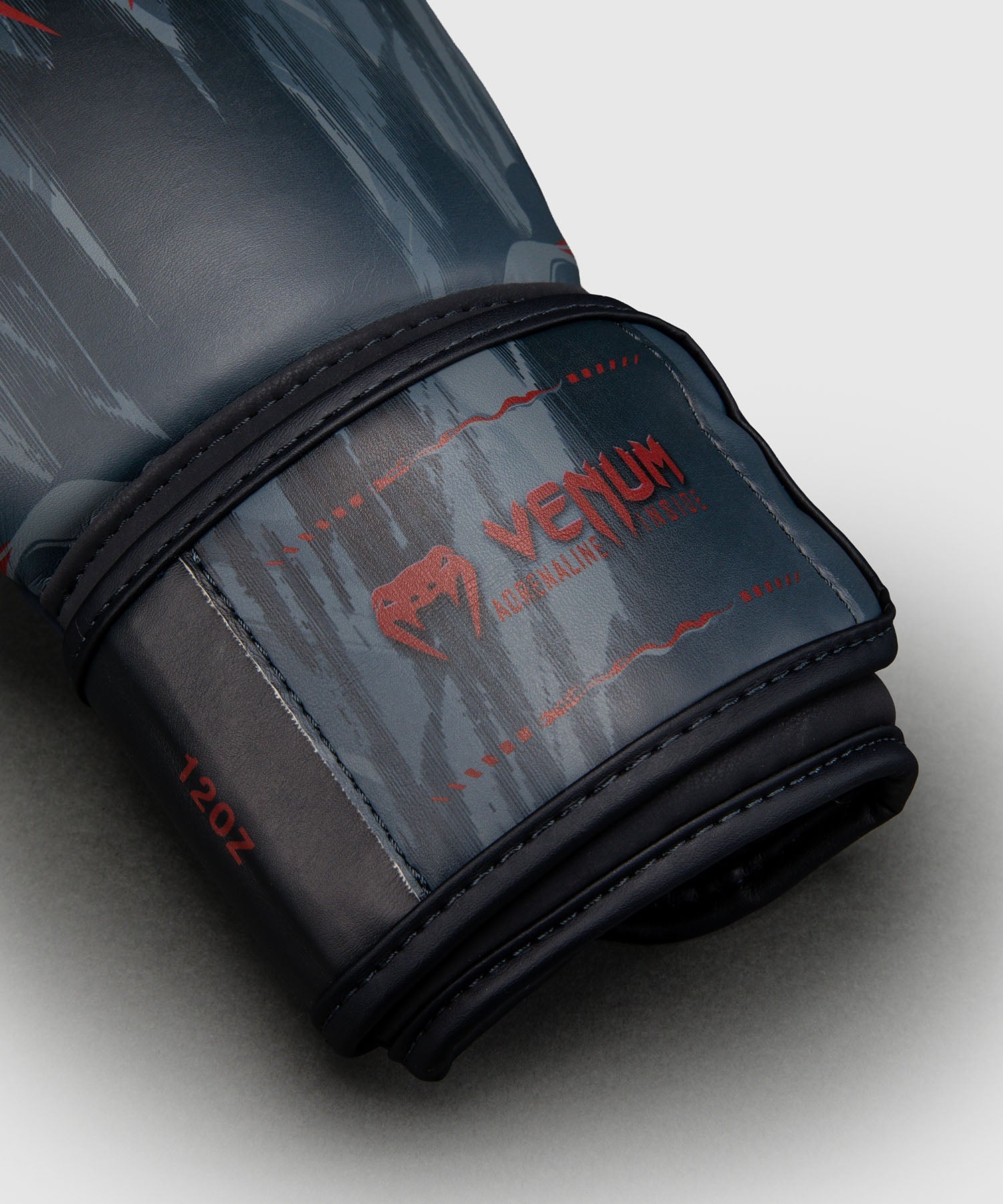 Gants de boxe Venum Demon Noir/Gris pour l'entraînement