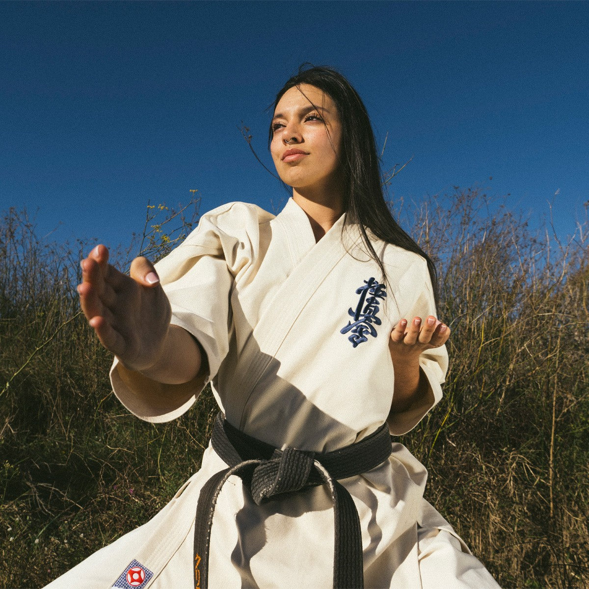 Œillets de ventilation à l'entrejambe du karaté-gi Kyokushin Yantsu