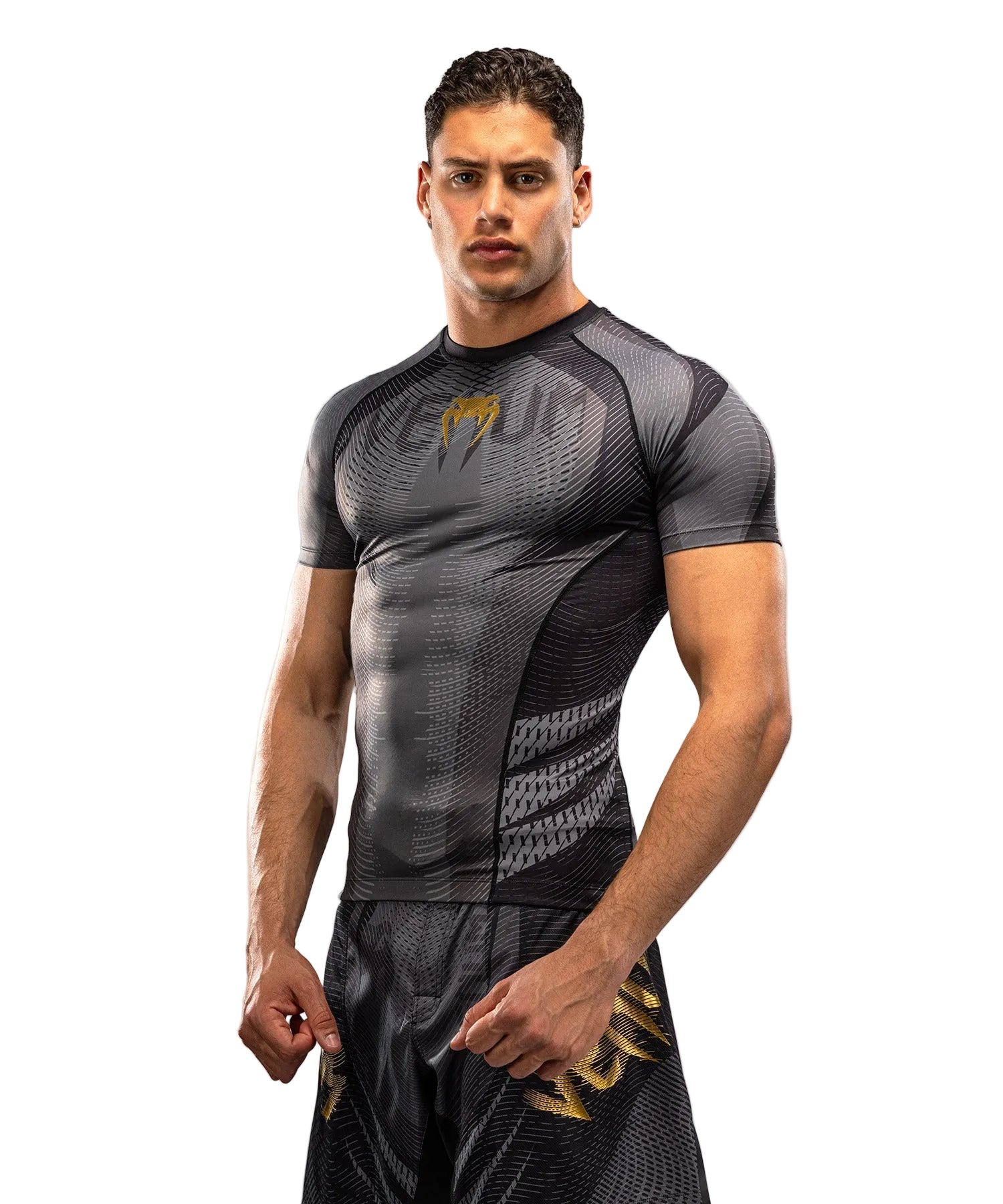 Rashguard Manches Courtes Venum Galactic 3.0 Noir/Or disponible à la Boutique des Arts Martiaux