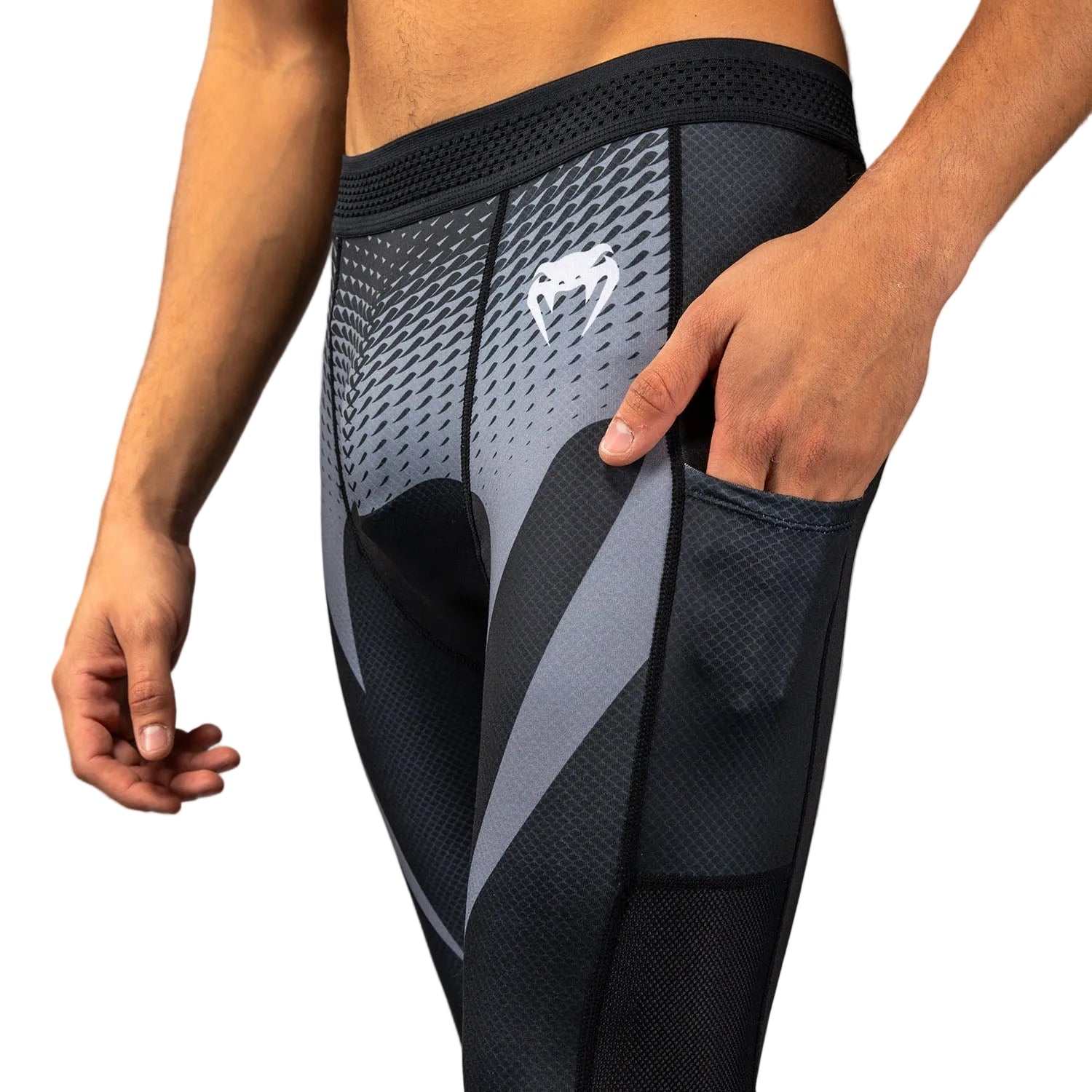 Pantalon de compression Venum No Gi noir et gris argenté pour jiu-jitsu brésilien et MMA homologué IBJJF