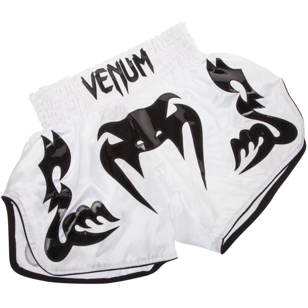 short de boxe thai bangkok inferno venum